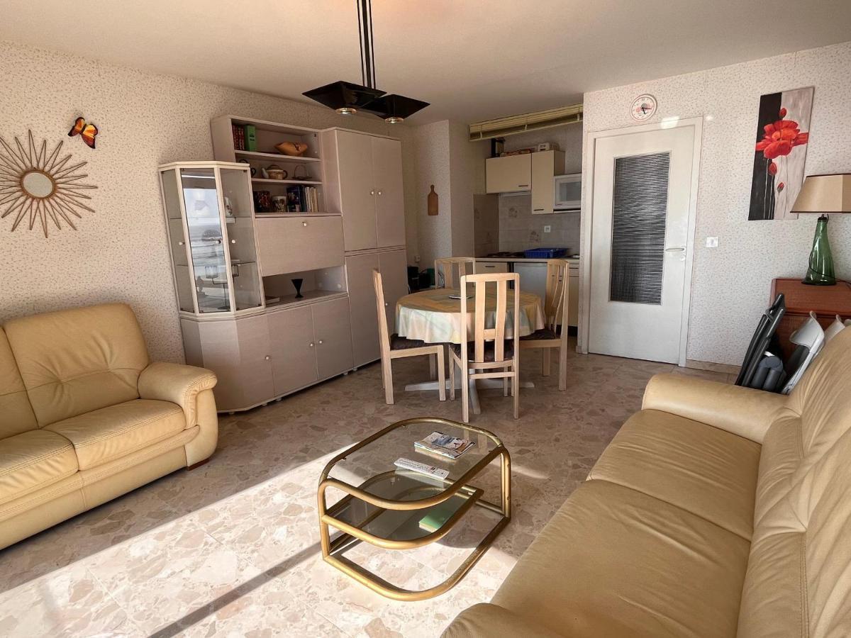 Appartement T2 Avec Balcon Et Vue Mer, 1Er Etage, Ascenseur, Tv, Cuisine Equipee - Fr-1-197-466 Les Sables-dʼOlonne Kültér fotó