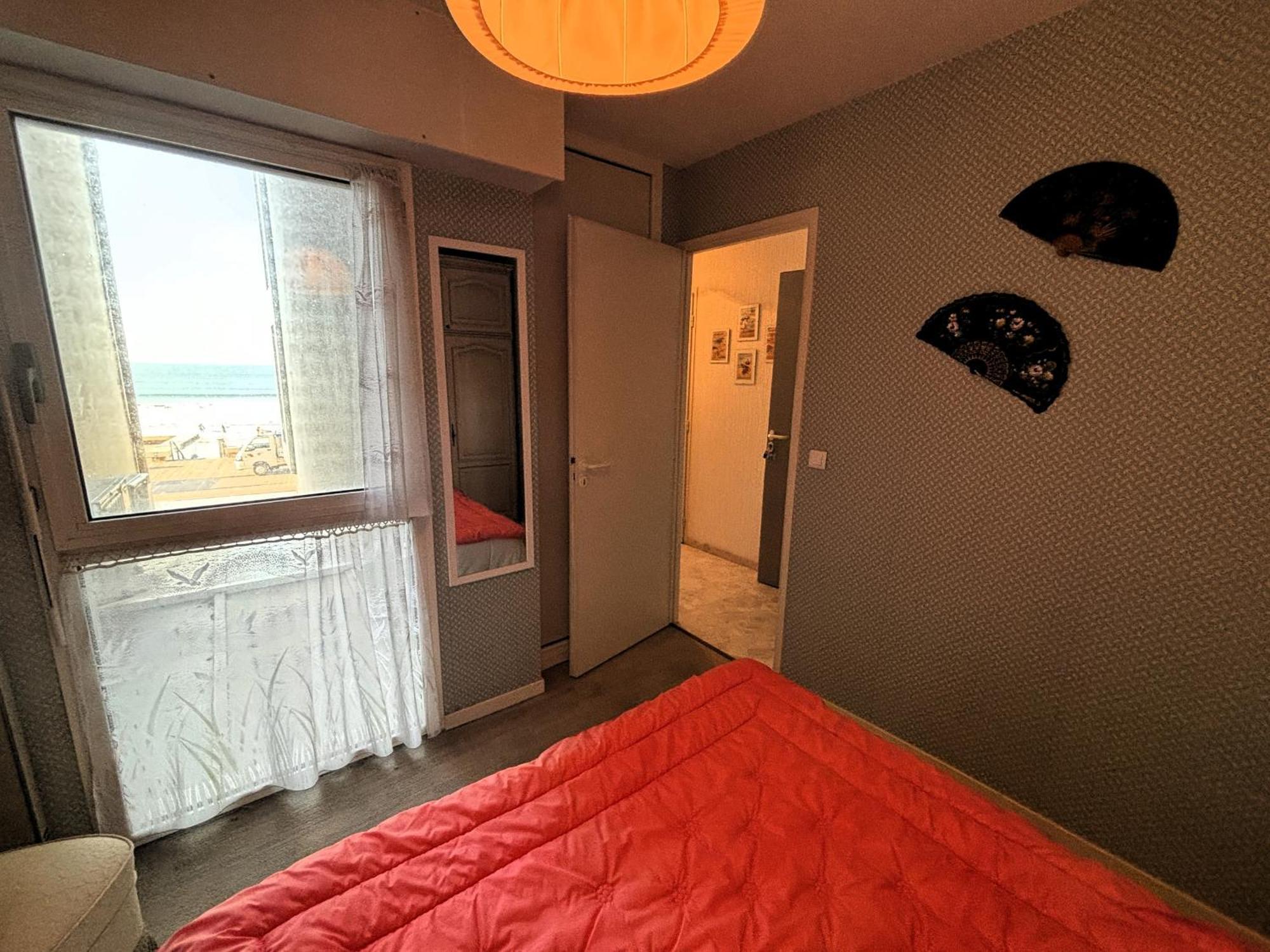 Appartement T2 Avec Balcon Et Vue Mer, 1Er Etage, Ascenseur, Tv, Cuisine Equipee - Fr-1-197-466 Les Sables-dʼOlonne Kültér fotó